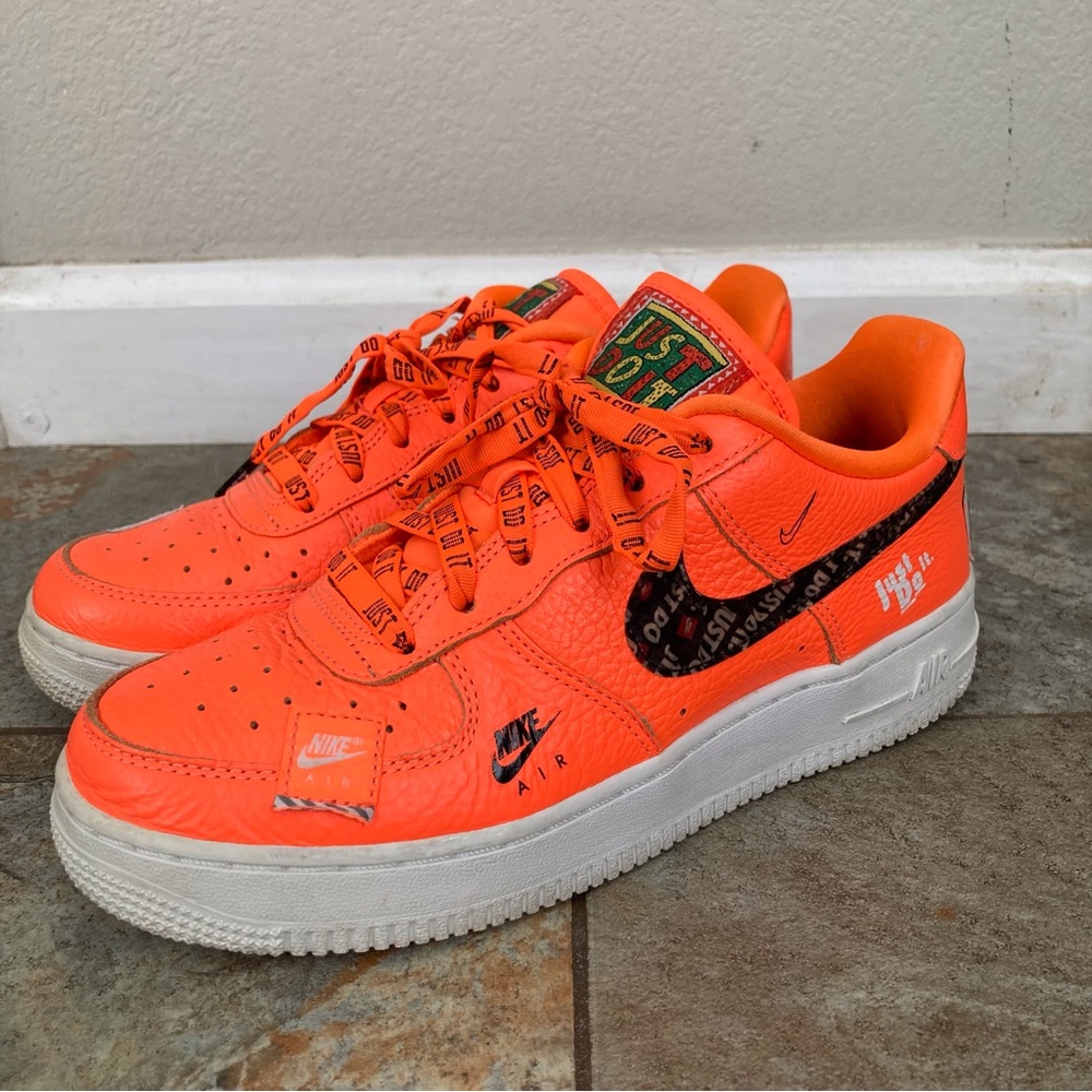 Nike Air Force 1 “Just Do It” Orange Pack